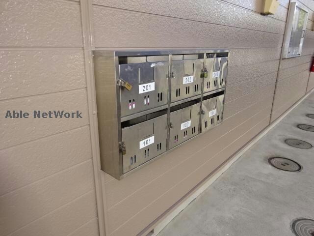 物件外観写真3　(B棟)