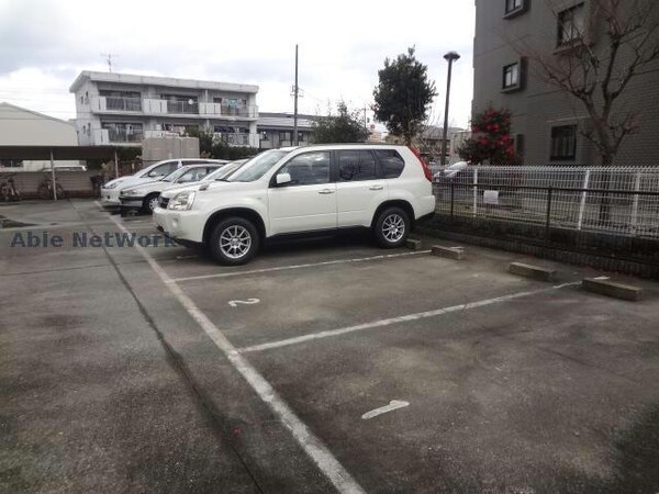 駐車場(駐車場)