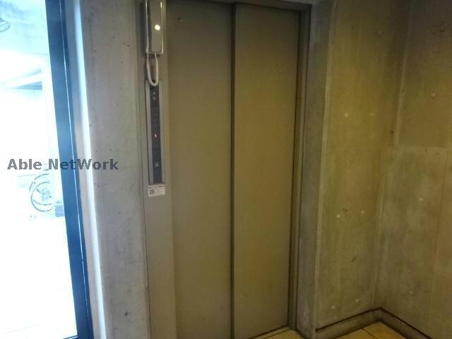 物件外観写真8　(エレベーター)
