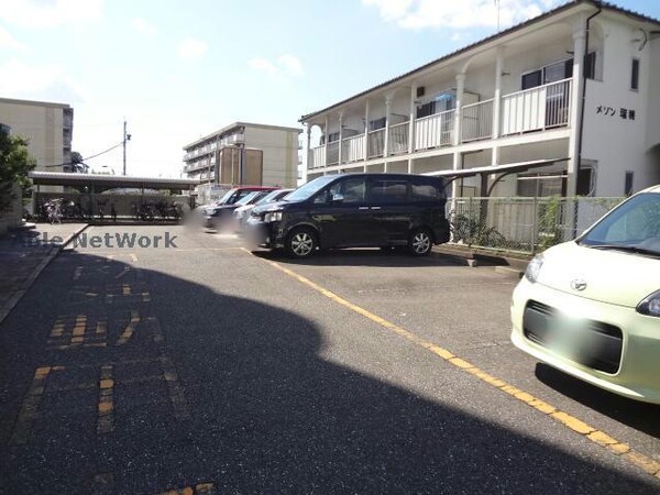 駐車場(駐車場)