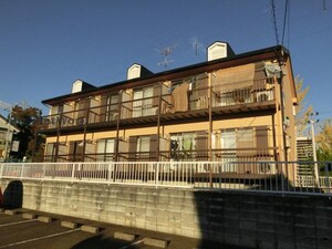 ハイツ・アイカ岩野外観写真