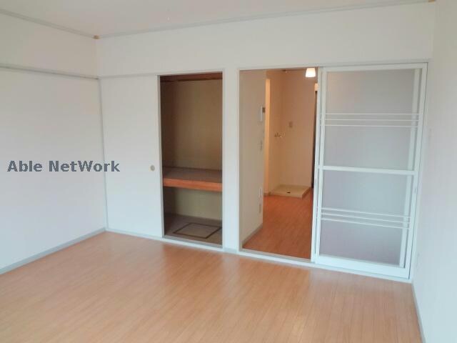 物件内観写真7　(居室/同型モデル)