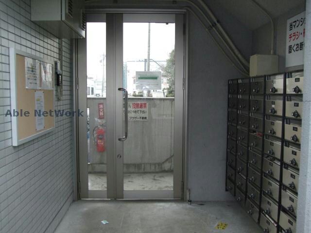 物件外観写真3　(集合ポスト)