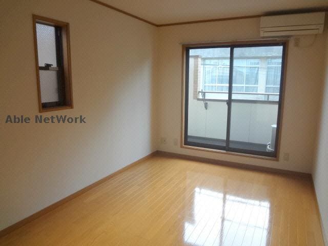 物件内観写真5　(居室)