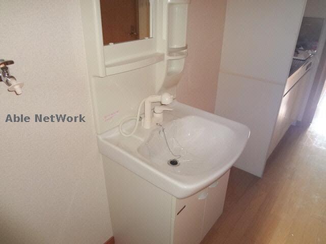 物件内観写真8　(洗面)