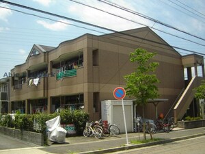 コンフォールＳ外観写真