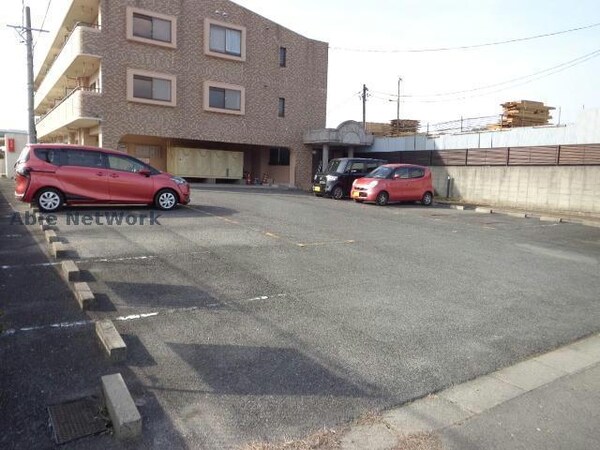 駐車場(駐車場)