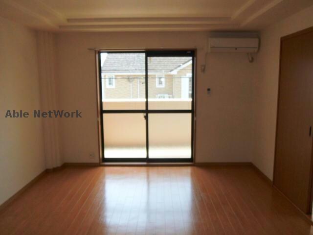 物件内観写真5　(同型モデル)