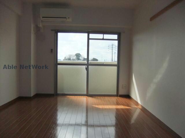 物件内観写真6　(同型モデル)