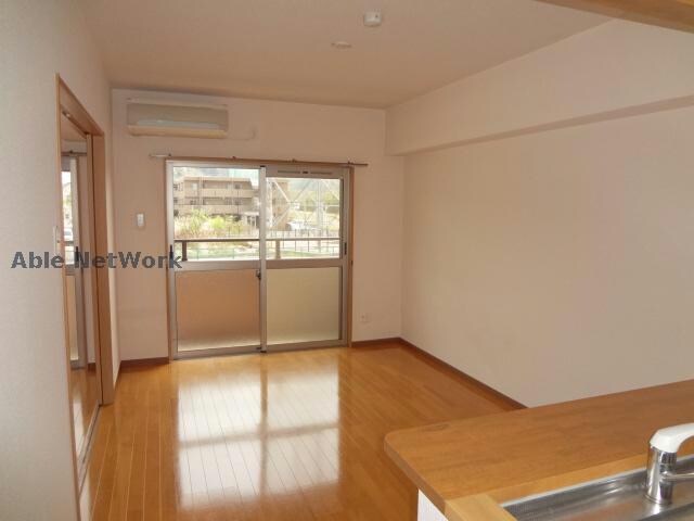 物件内観写真6　(同型モデル)