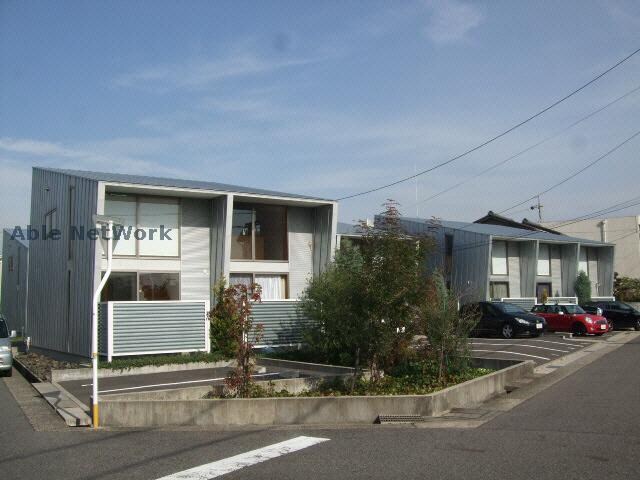 物件外観写真1　(Ａ・Ｂ)