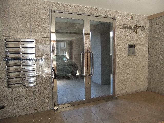 物件外観写真2　(エントランス)