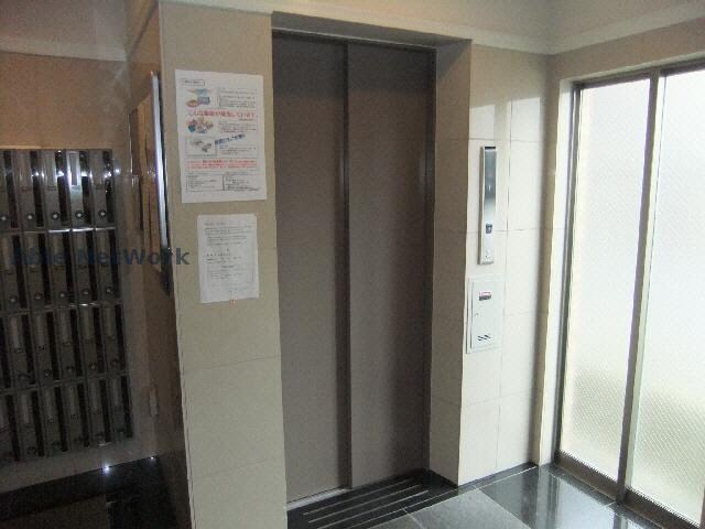 物件外観写真4　(ｴﾚﾍﾞｰﾀｰ)