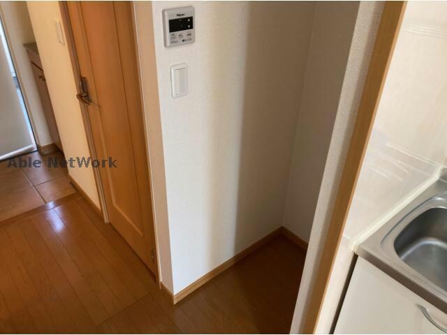 物件内観写真21　(冷蔵庫置場)