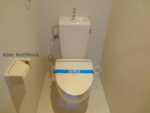 トイレ(同型モデル)