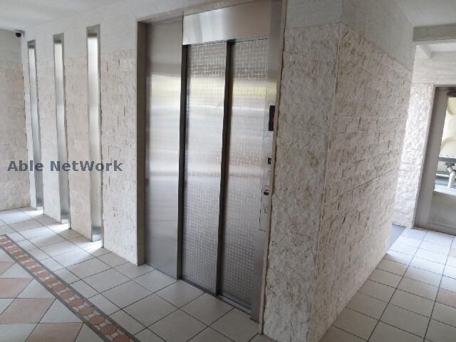 物件外観写真5　(エレベーター)