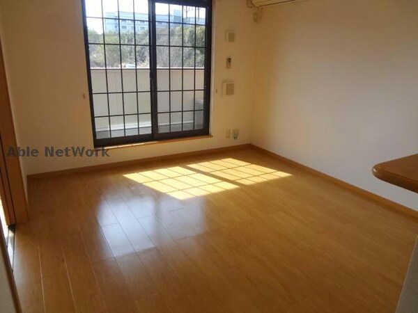 リビングダイニング(反転タイプ)