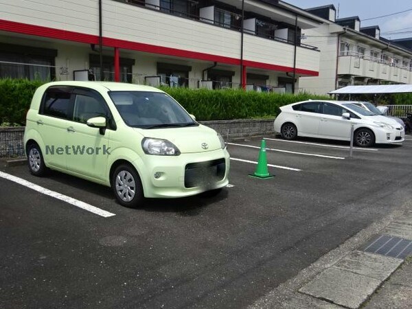 駐車場(駐車場)