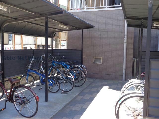 駐輪場(駐輪場)
