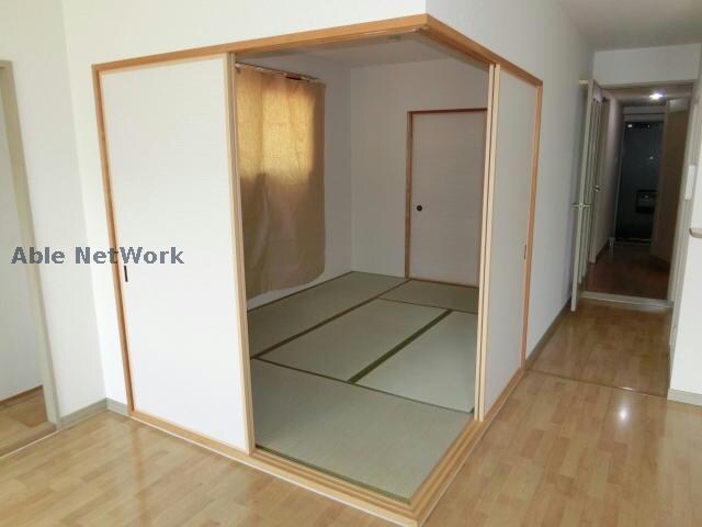 物件内観写真9　(同型モデル)