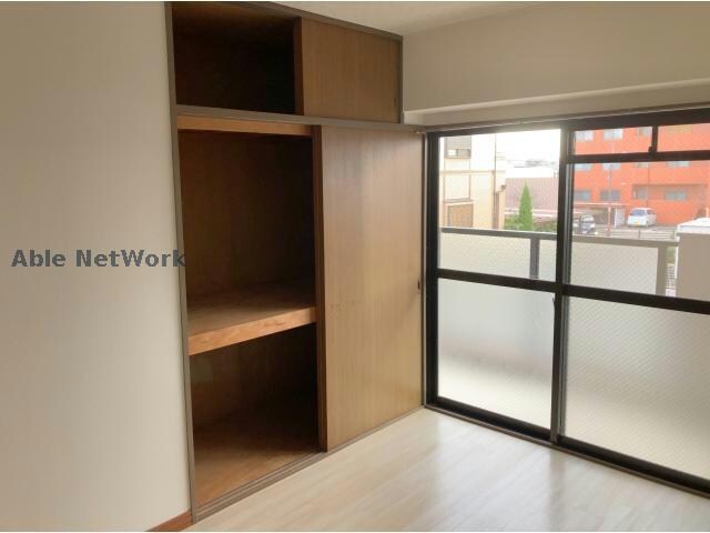 物件内観写真13　(洋室（南）)