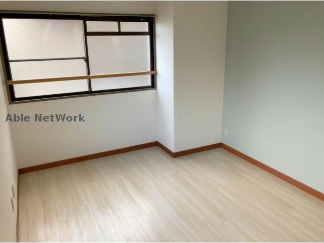 物件内観写真16　(洋室（北）)