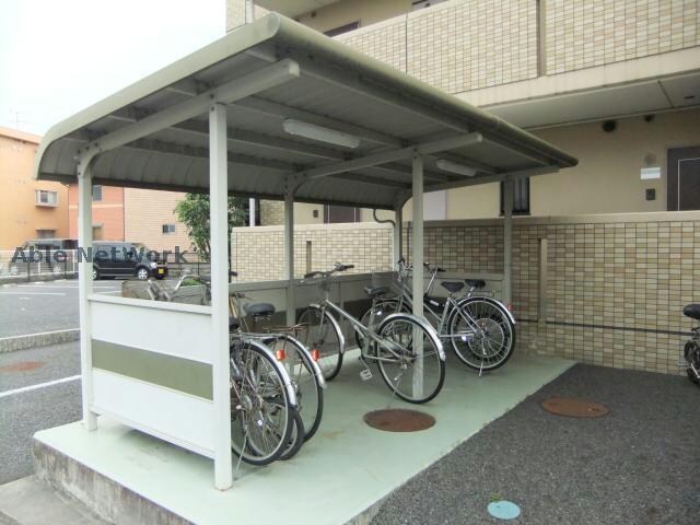 駐輪場(駐輪場)