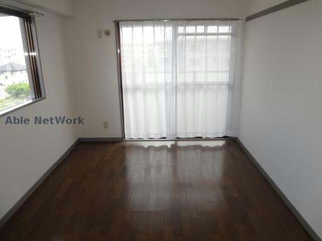 物件内観写真8　(反転タイプ)