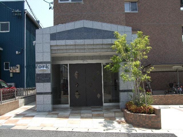 物件外観写真3　(ｴﾝﾄﾗﾝｽ)