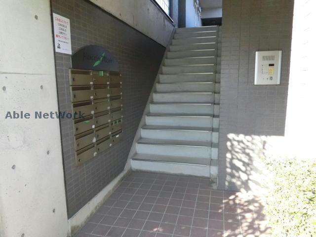 物件外観写真5　(郵便受け)