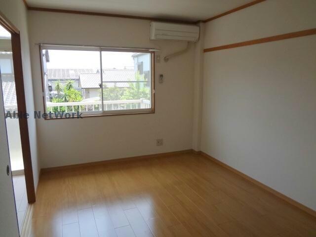 物件内観写真9　(同型モデル)