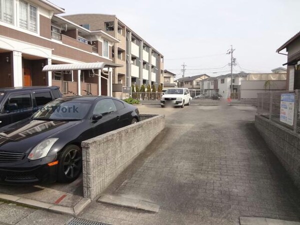 駐車場(駐車場)