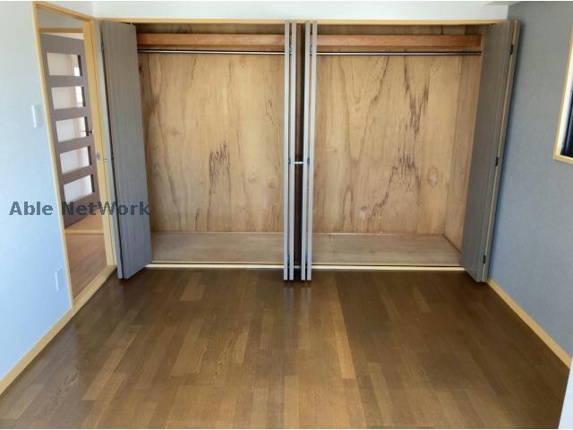 物件内観写真21　(洋室（北）6帖)