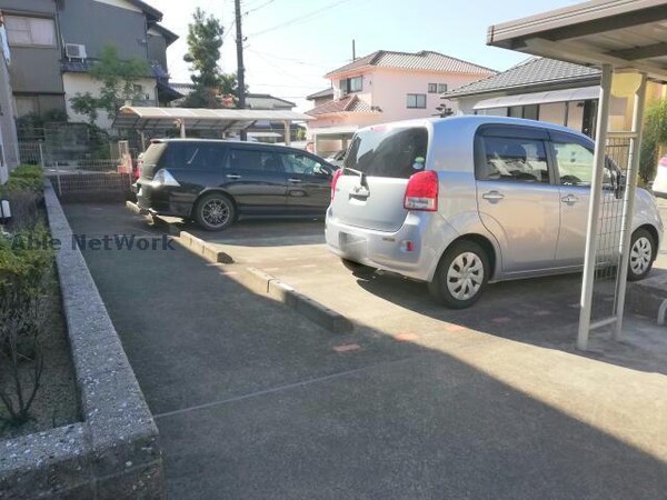 駐車場(駐車場)