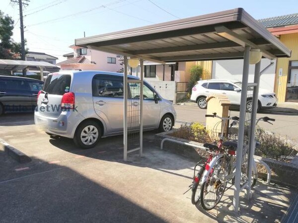 駐輪場(駐輪場)