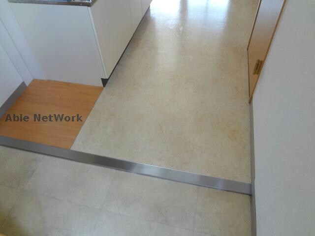 物件内観写真15　(同型モデル)