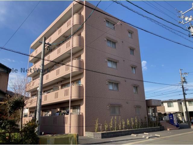 物件外観写真1　(外観（南側）)