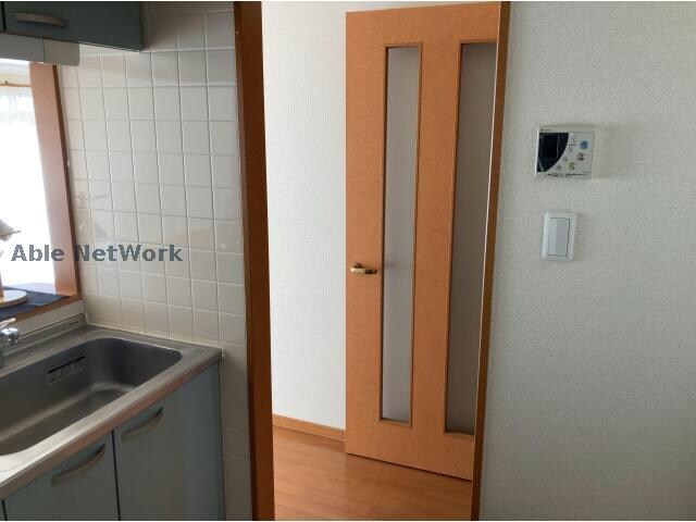 物件内観写真16　(K／給湯パネル)