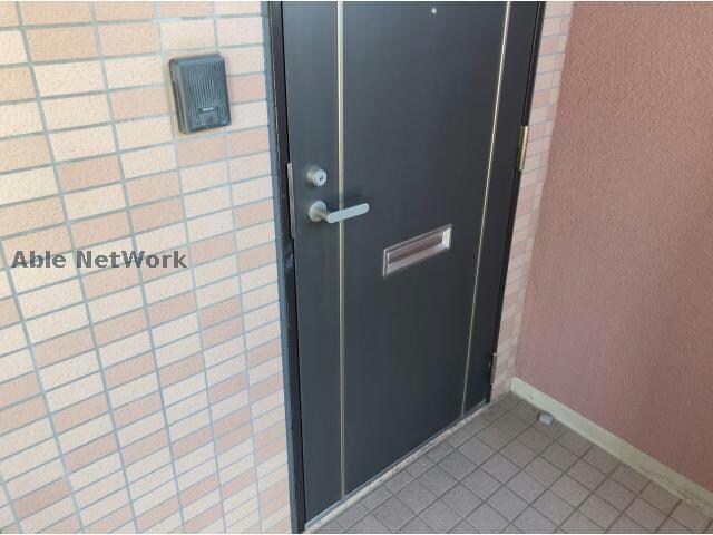 物件内観写真32　(玄関)