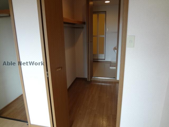 物件内観写真7　(ｳｫｰｸｽﾙｰｸﾛｰｾﾞｯﾄ)