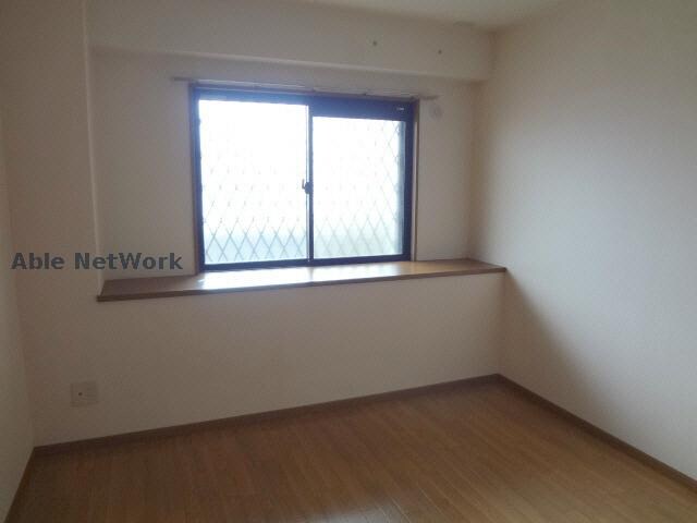 物件内観写真8　(居室)