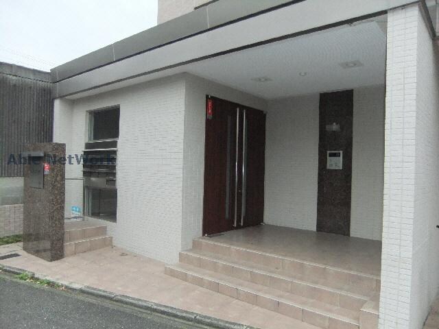 物件外観写真2　(エントランス)