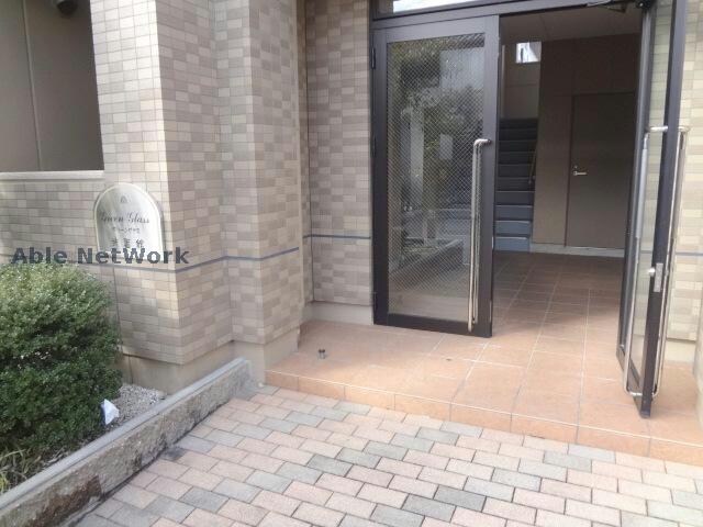 物件外観写真2　(エントランス)