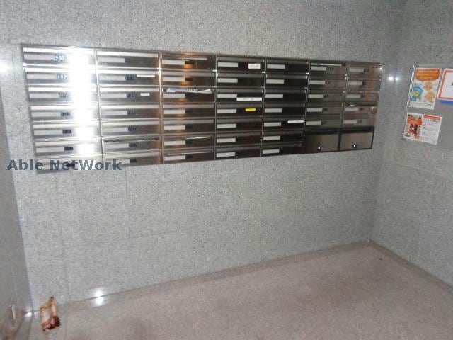 物件外観写真7　(集合ポスト)