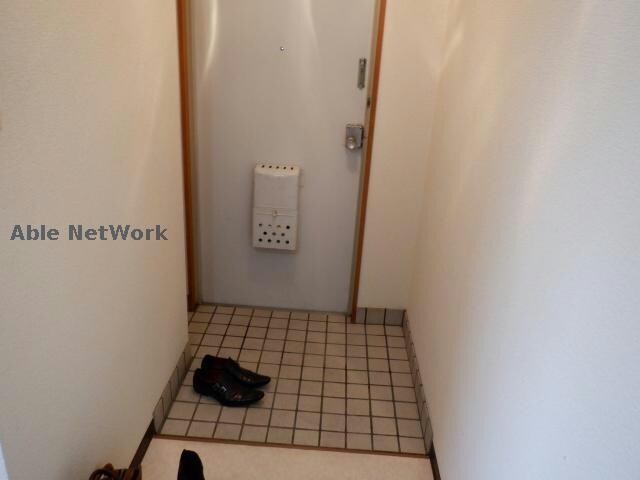 玄関回り(同型モデル)