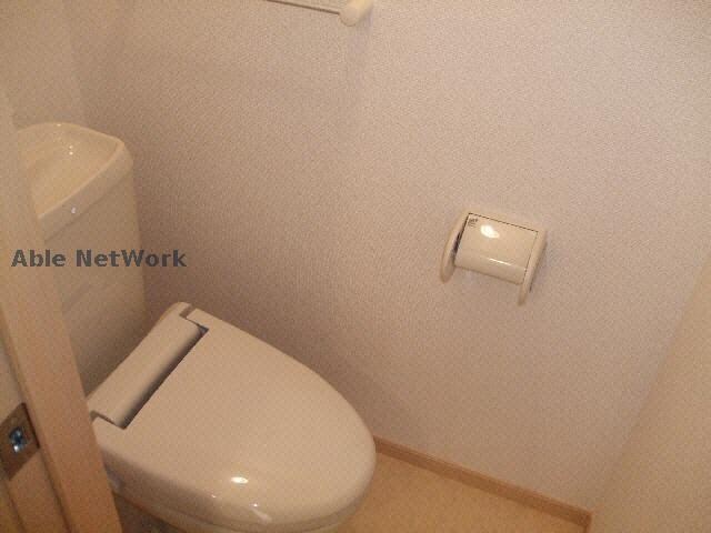 トイレ(同型モデル)