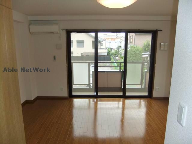 物件内観写真9　(同型モデル)