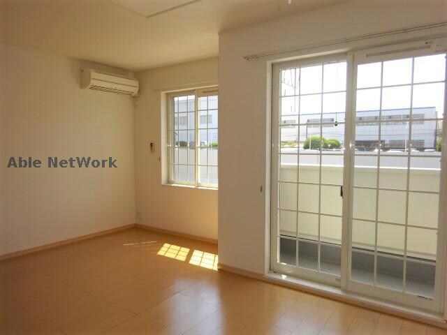 リビングダイニング(同型モデル)