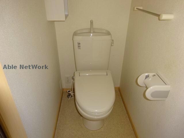 トイレ(同型モデル)