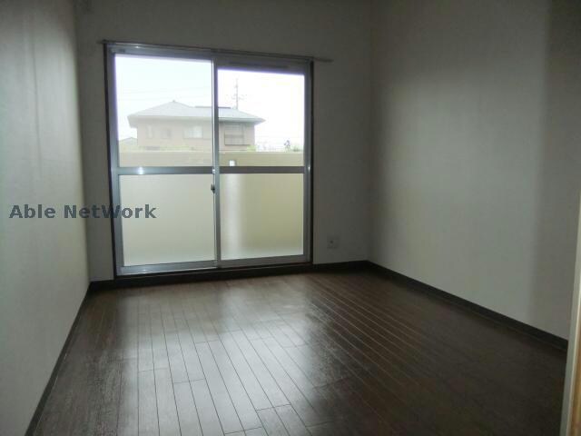 居室(同型モデル)